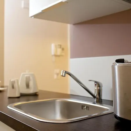 بيت ضيافة Fabris Palace تراني